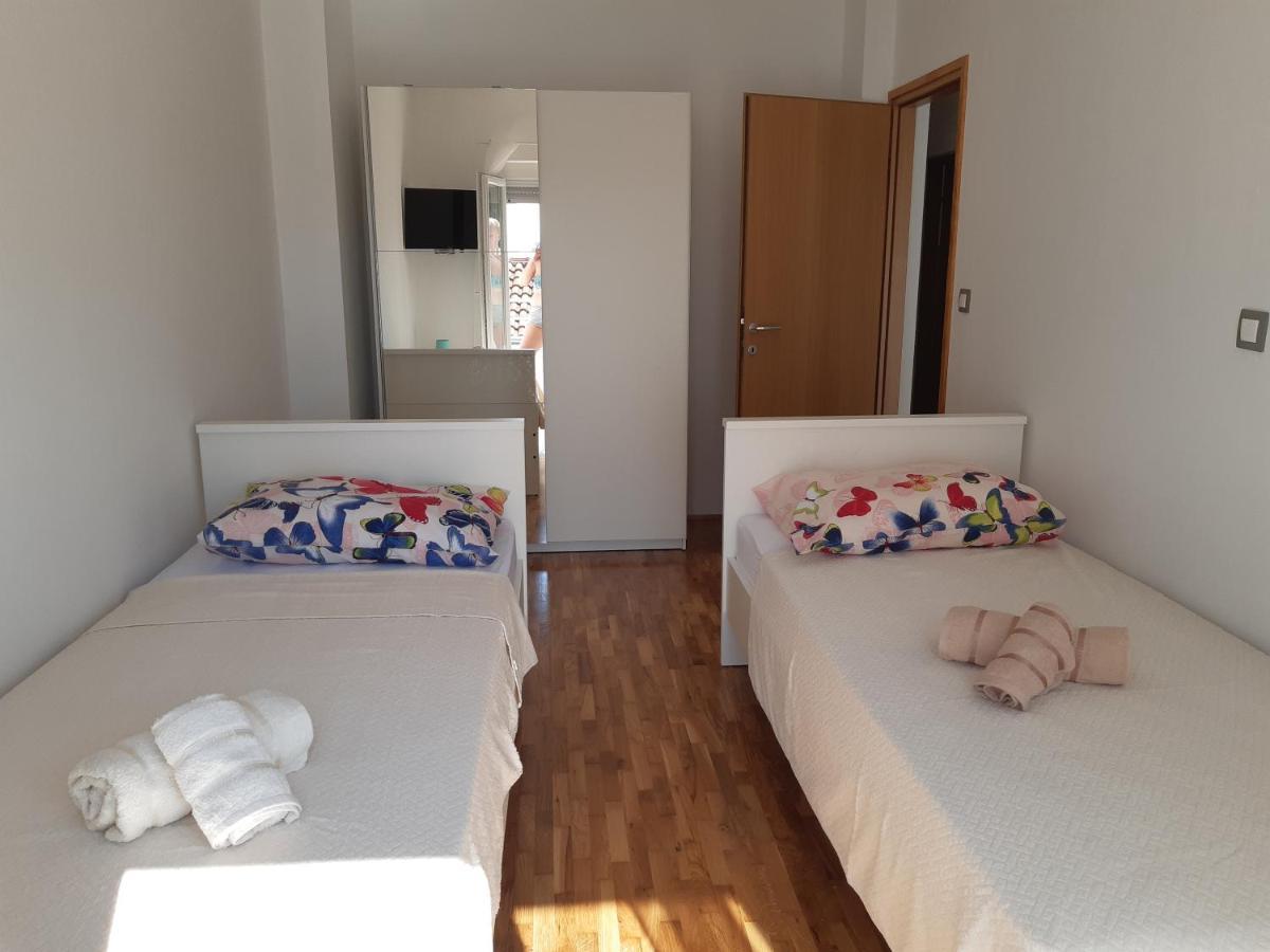 Apartmani Frano Vodice Eksteriør billede